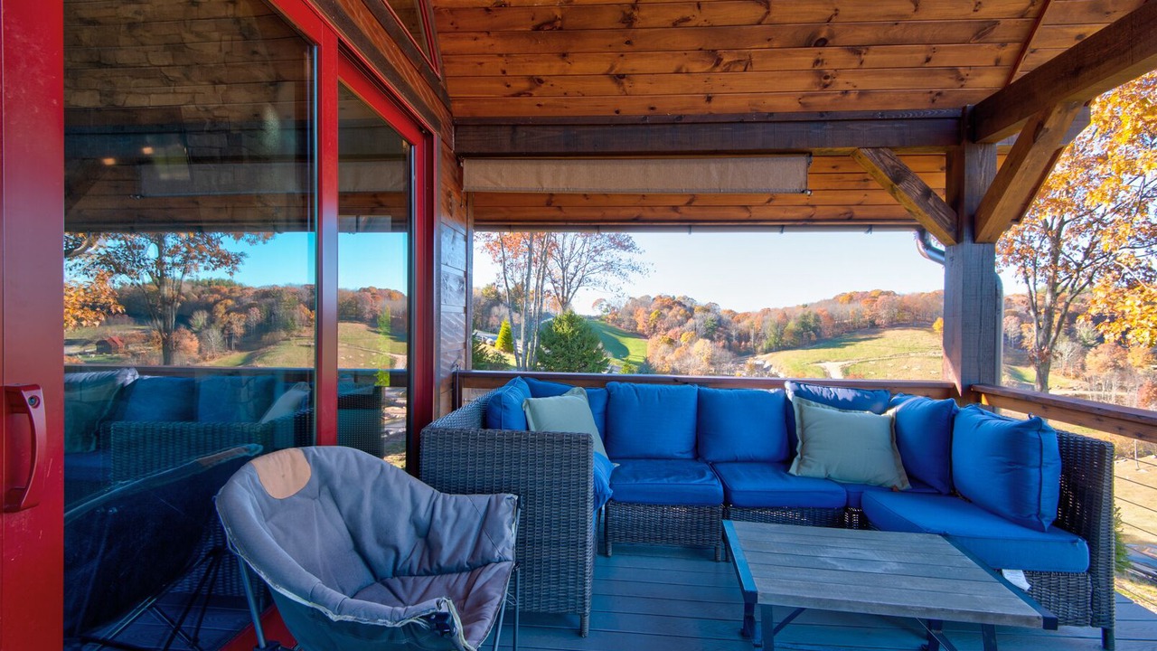 Photo of Patio Balcony in Elk Park