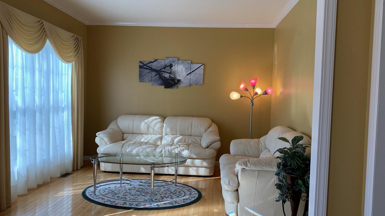 Photo of Livingroom in Mehlville