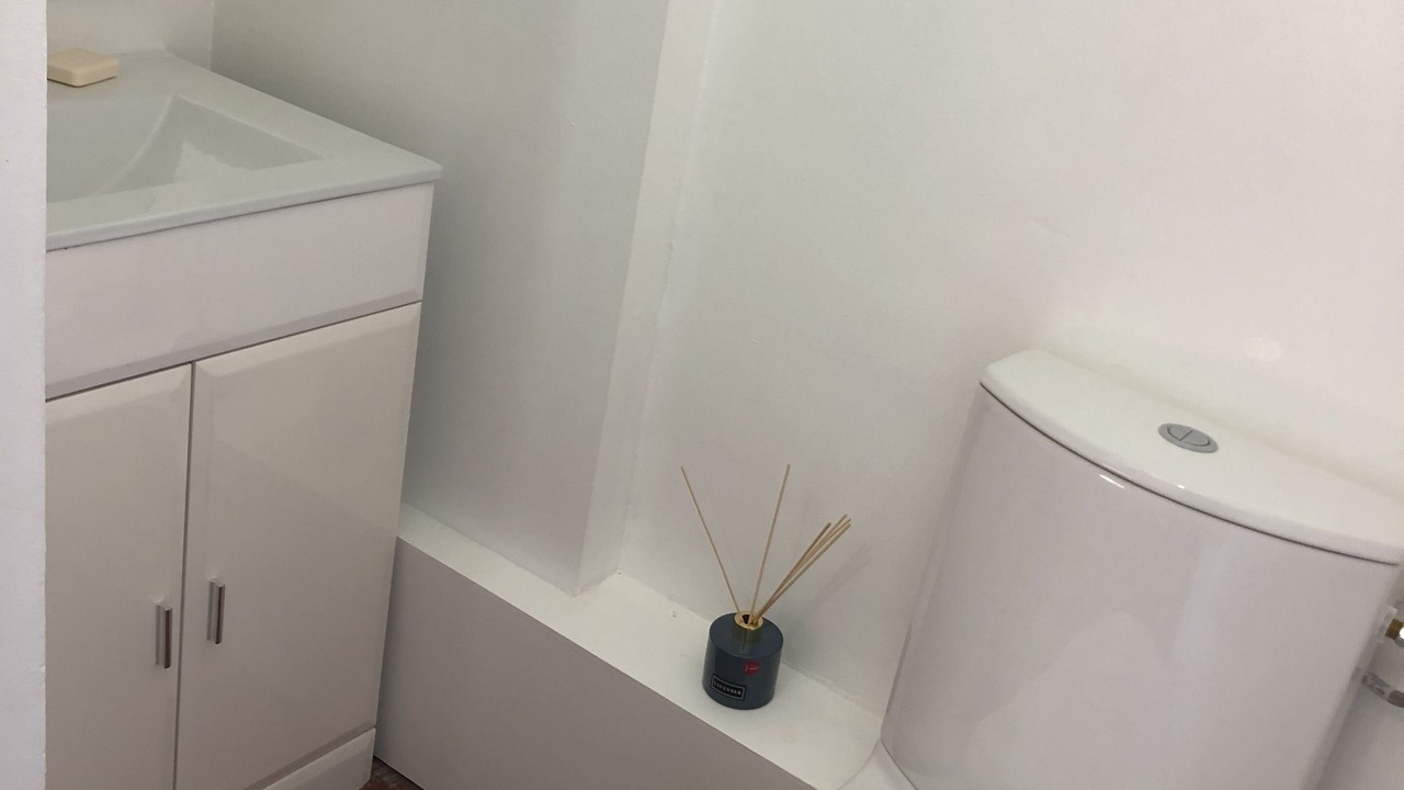 Photo of Bathroom in Beziers City Centre