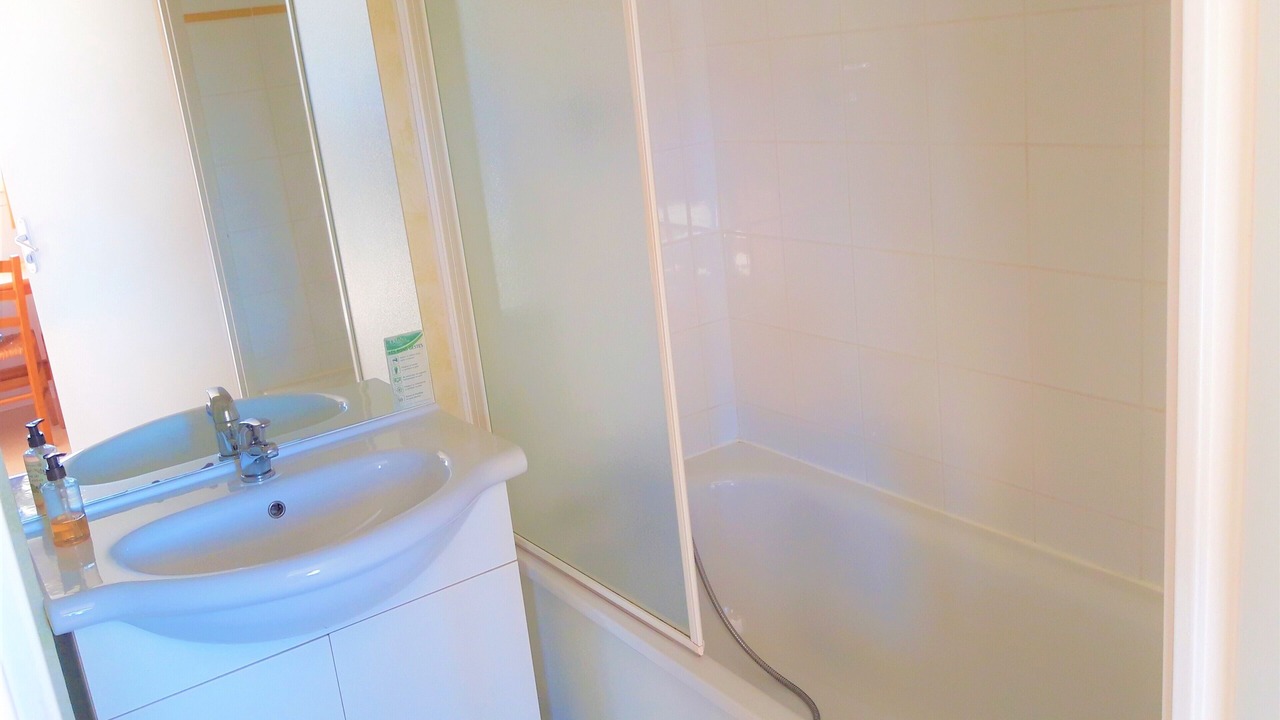 Photo of Bathroom in Font-Romeu-Odeillo-Via