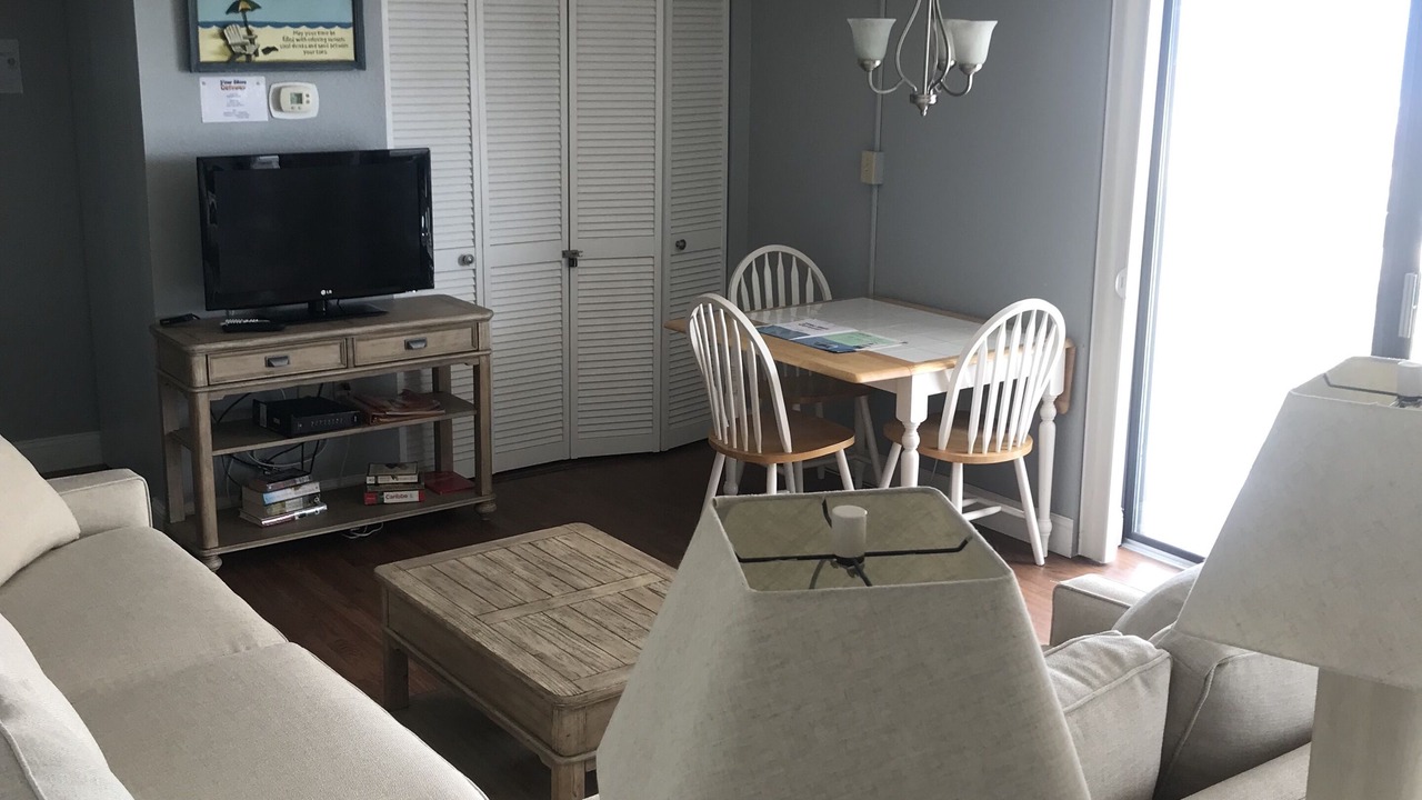 Photo of Livingroom in Midtown Ocean City