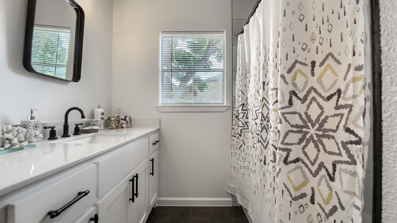 Photo of Bathroom in Round Rock