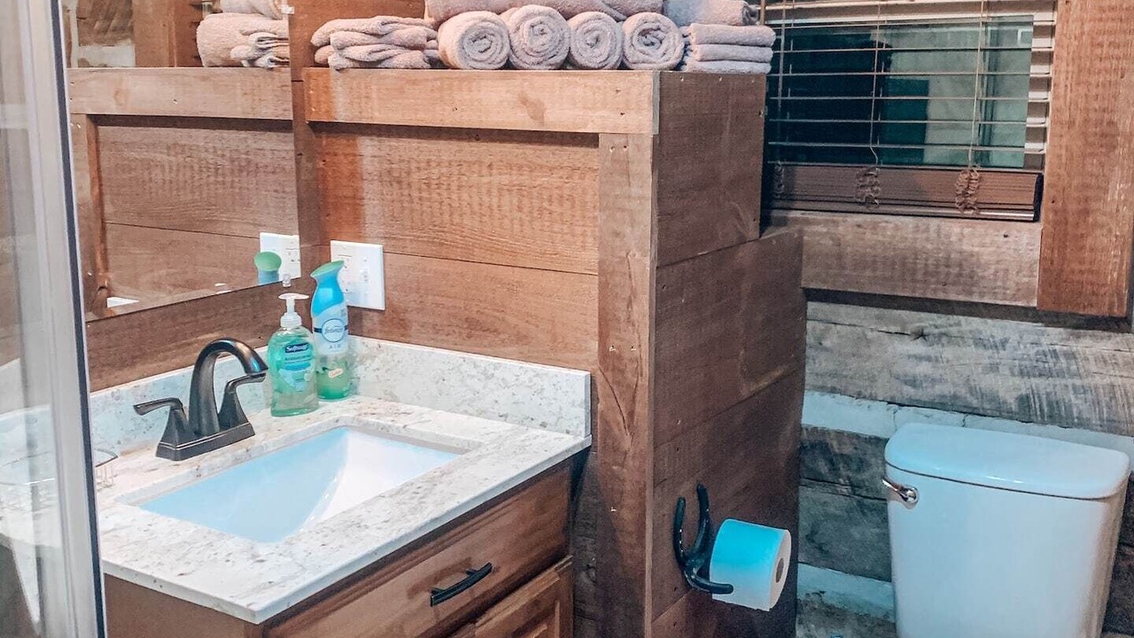 Photo of Bathroom in Beulah