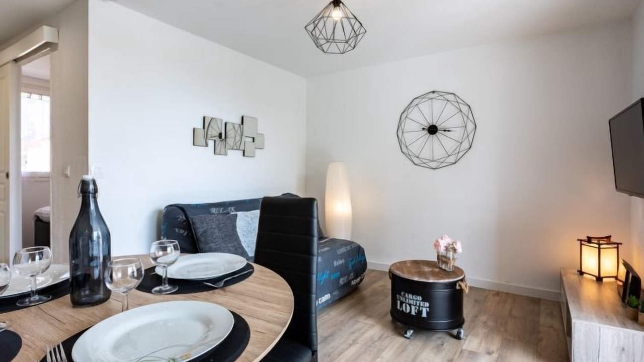 Photo of Bedroom in Les Hauts de Canet