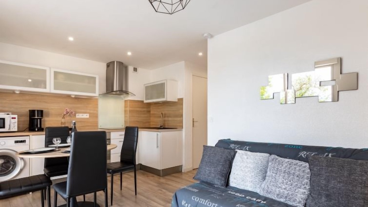 Photo of Bedroom in Les Hauts de Canet