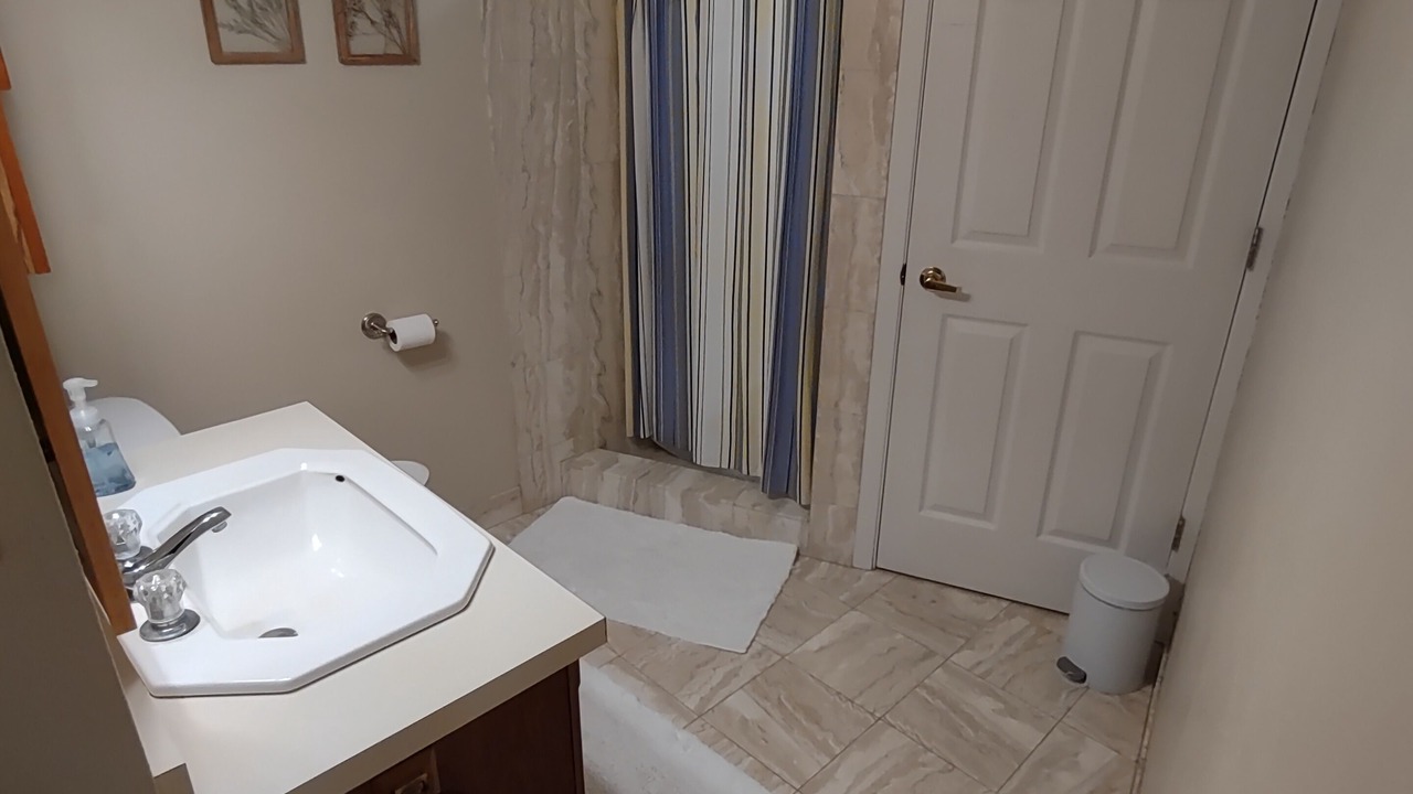 Photo of Bathroom in Honey Creek