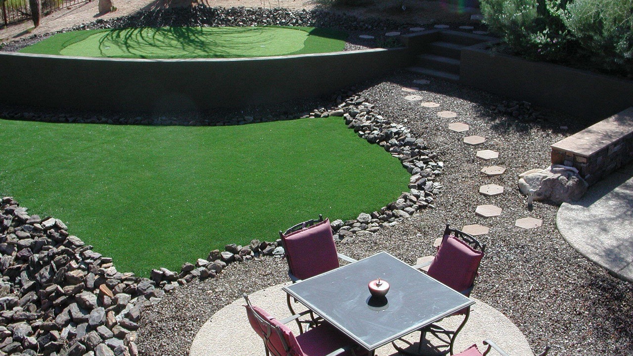 Photo of Outdoor in Velvet Shadows
