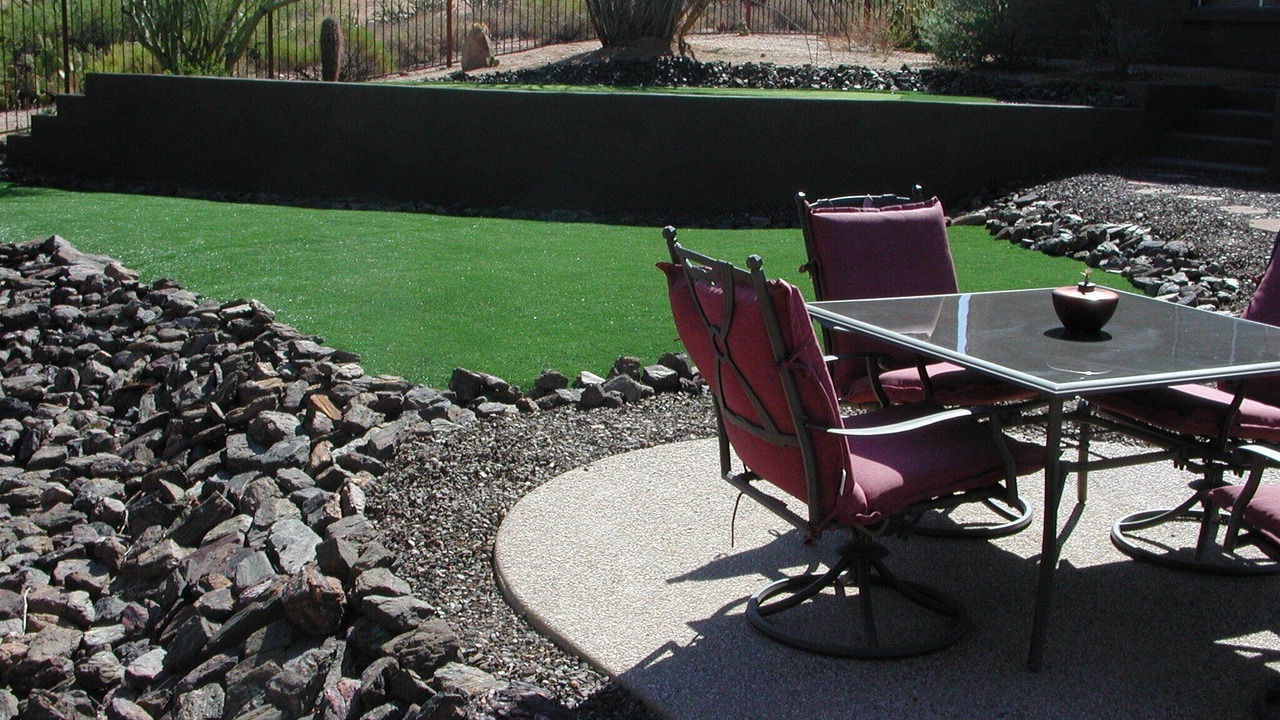 Photo of Outdoor in Velvet Shadows