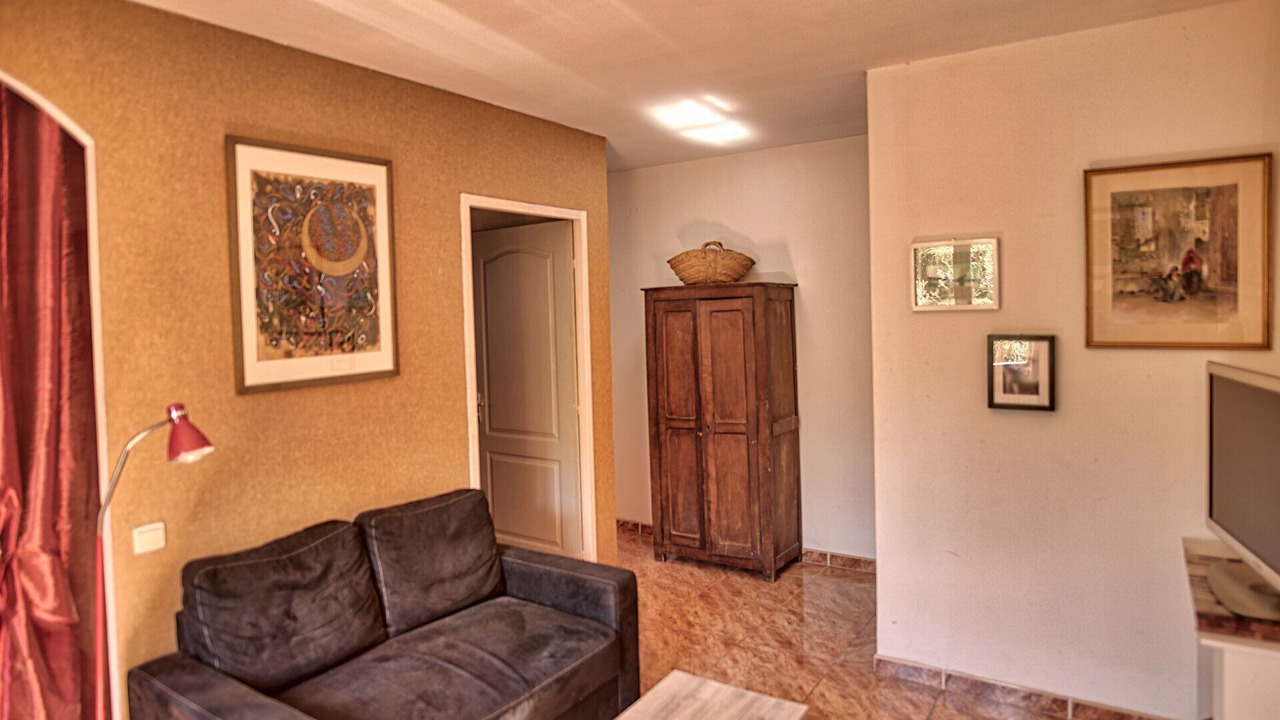 Photo of Livingroom in Neffies