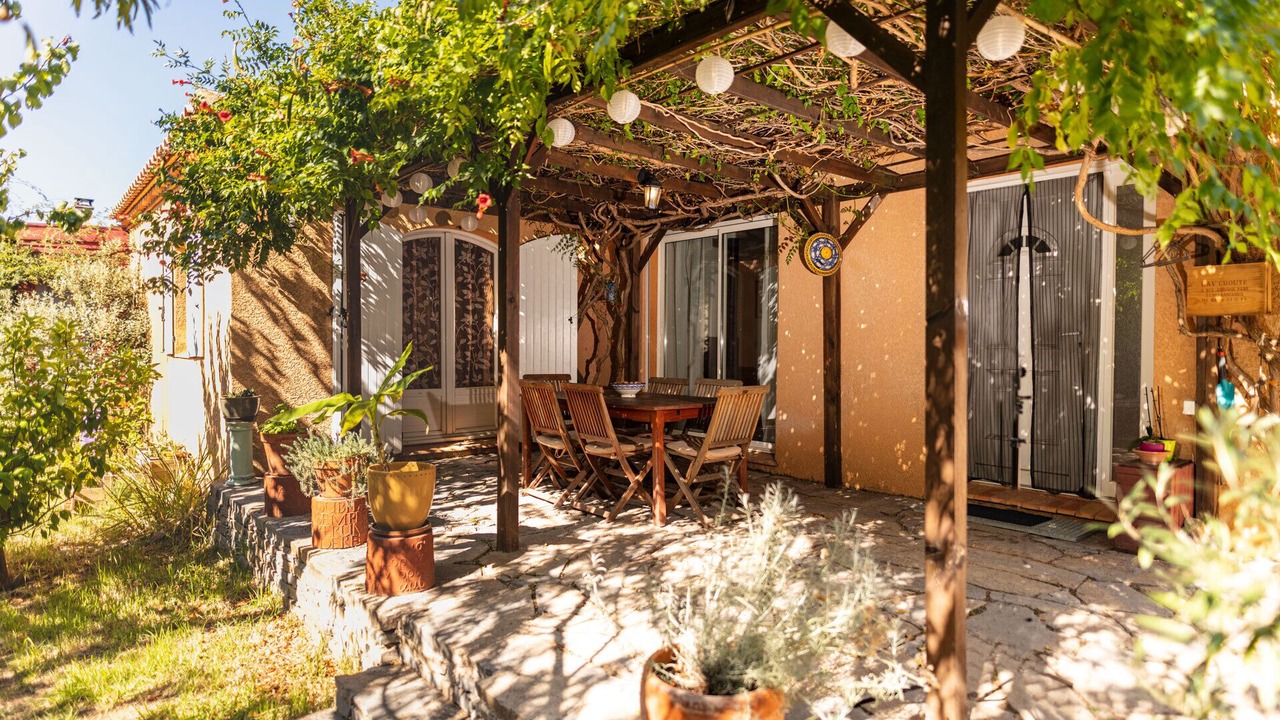 Photo of Outdoor in Neffies