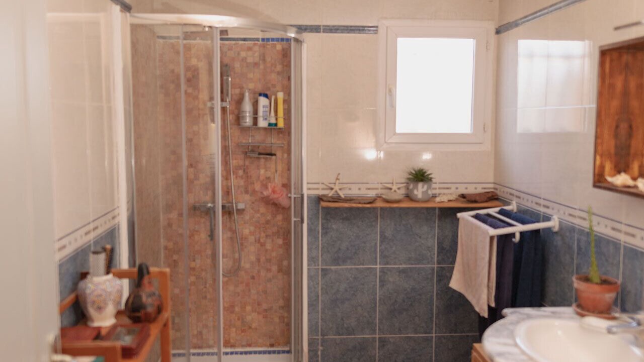 Photo of Bathroom in Neffies
