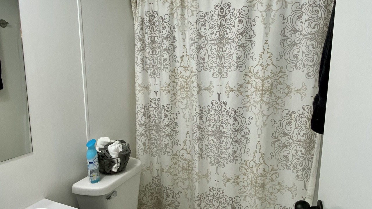 Photo of Bathroom in Harpers Ferry