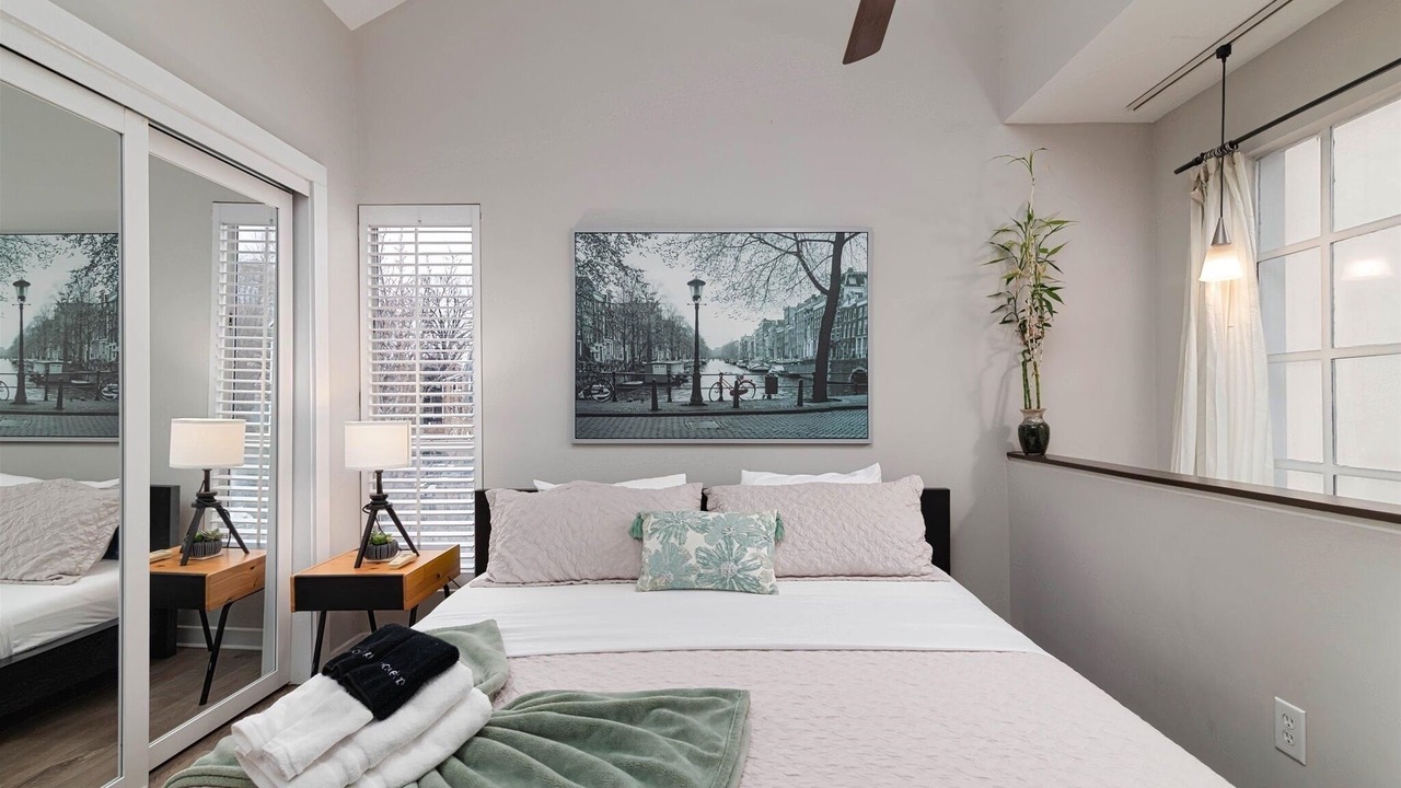 Photo of Bedroom in Charlotte Center City