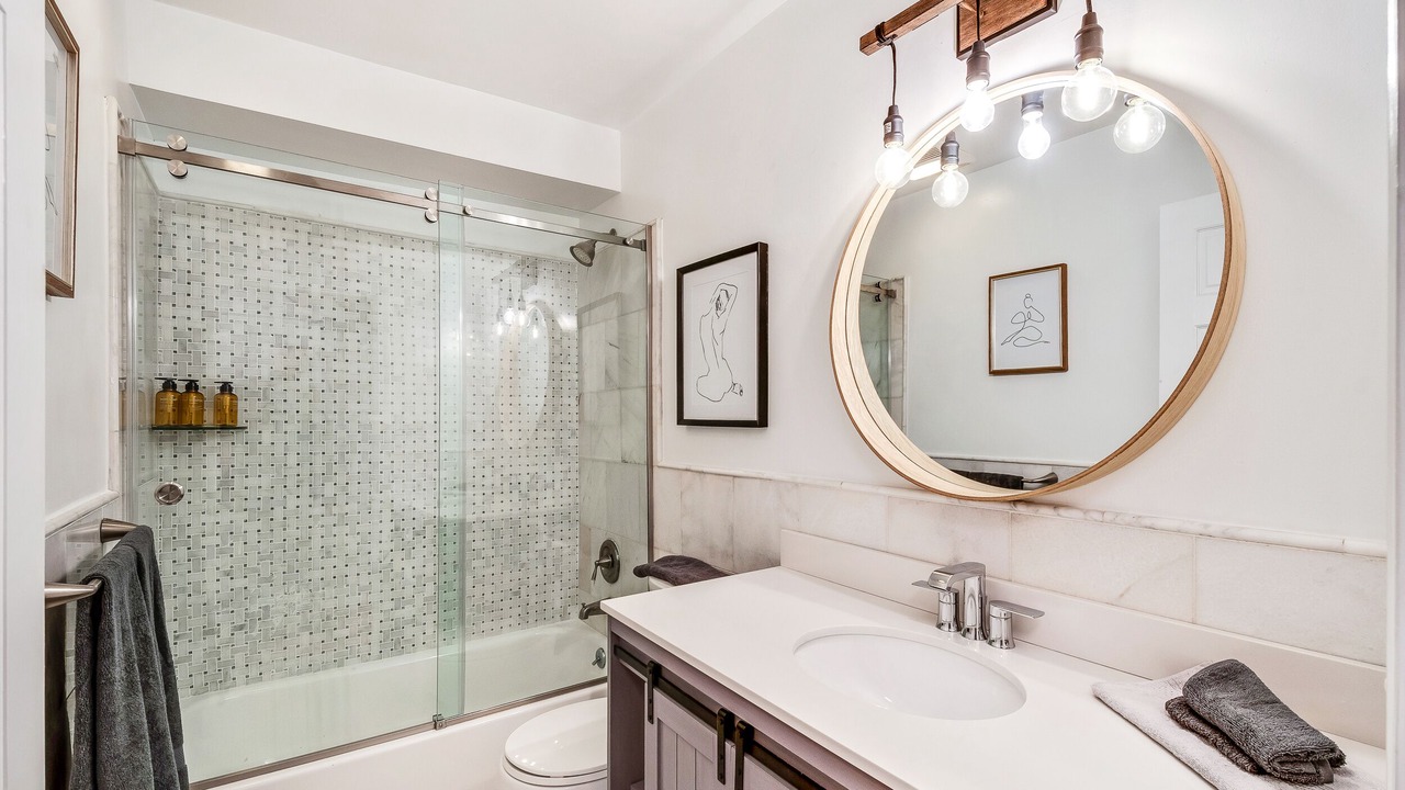 Photo of Bathroom in Fairmount