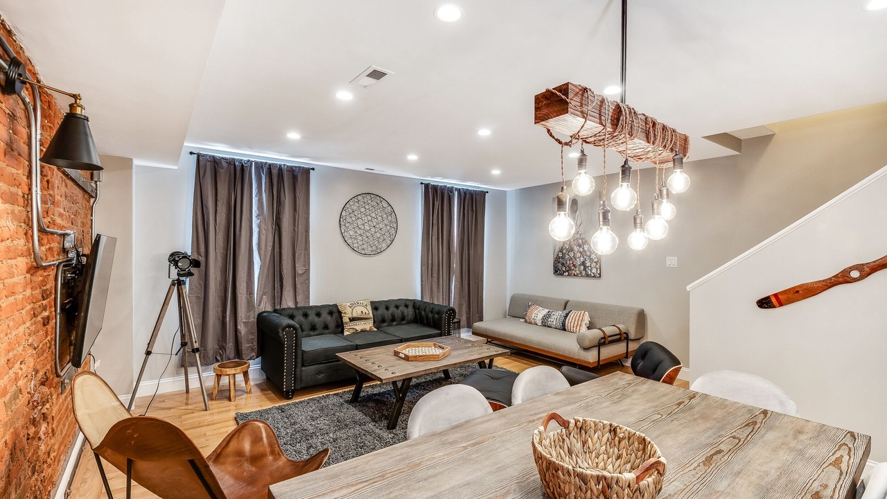 Photo of Livingroom in Fairmount