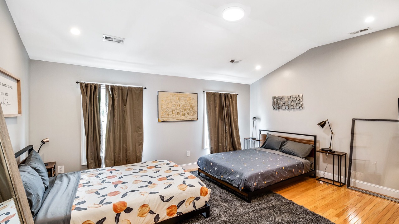 Photo of Bedroom in Fairmount