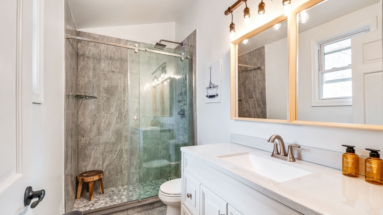 Photo of Bathroom in Fairmount