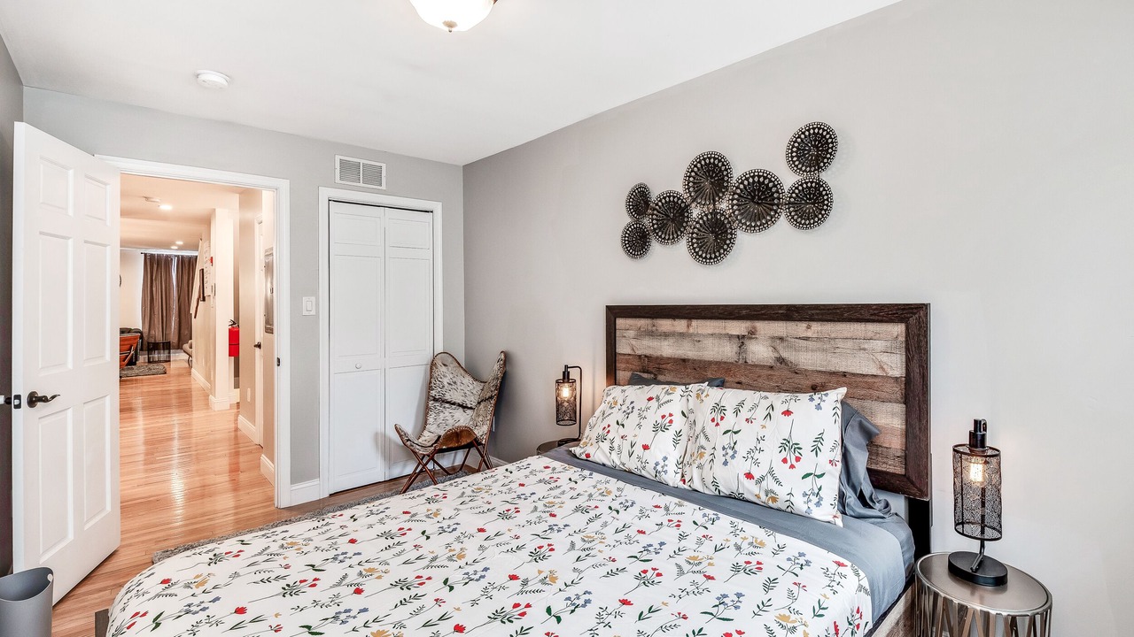 Photo of Bedroom in Fairmount