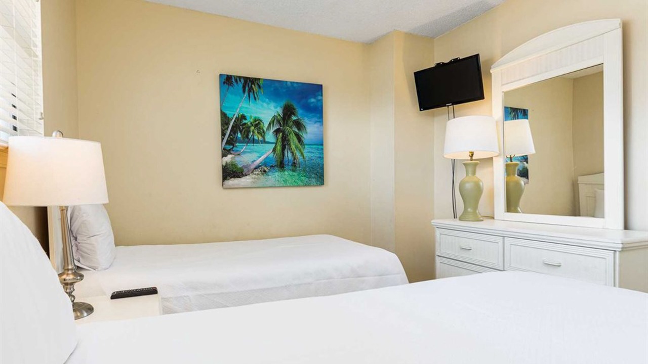 Photo of Bedroom in Orange Beach East
