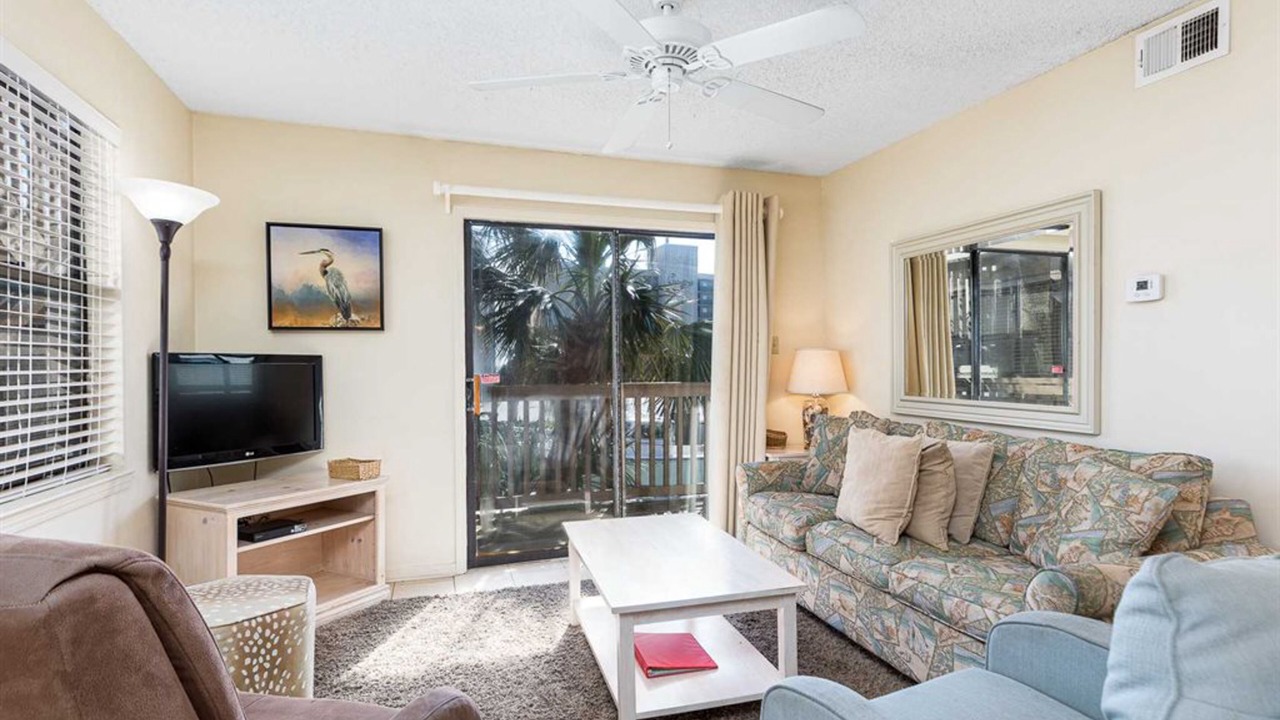 Photo of Livingroom in Orange Beach East