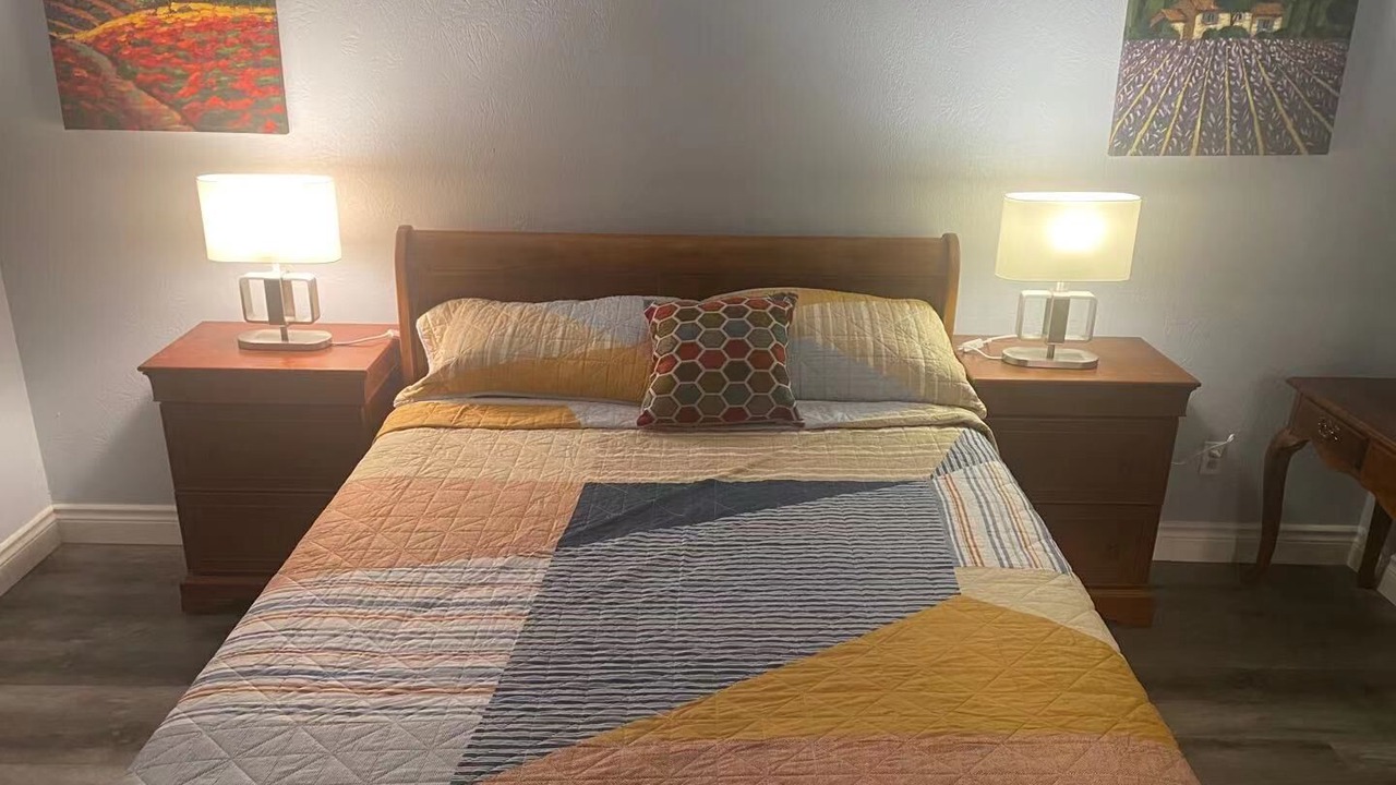 Photo of Bedroom in McNeil