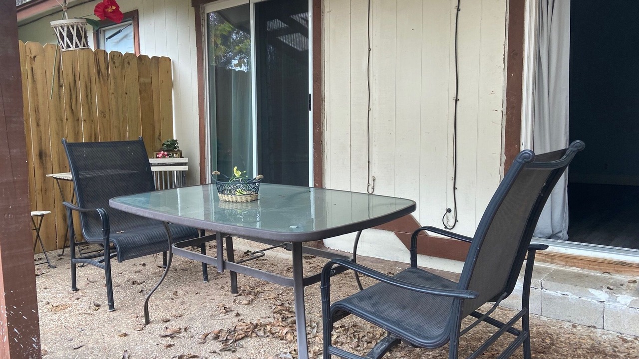 Photo of Outdoor in McNeil