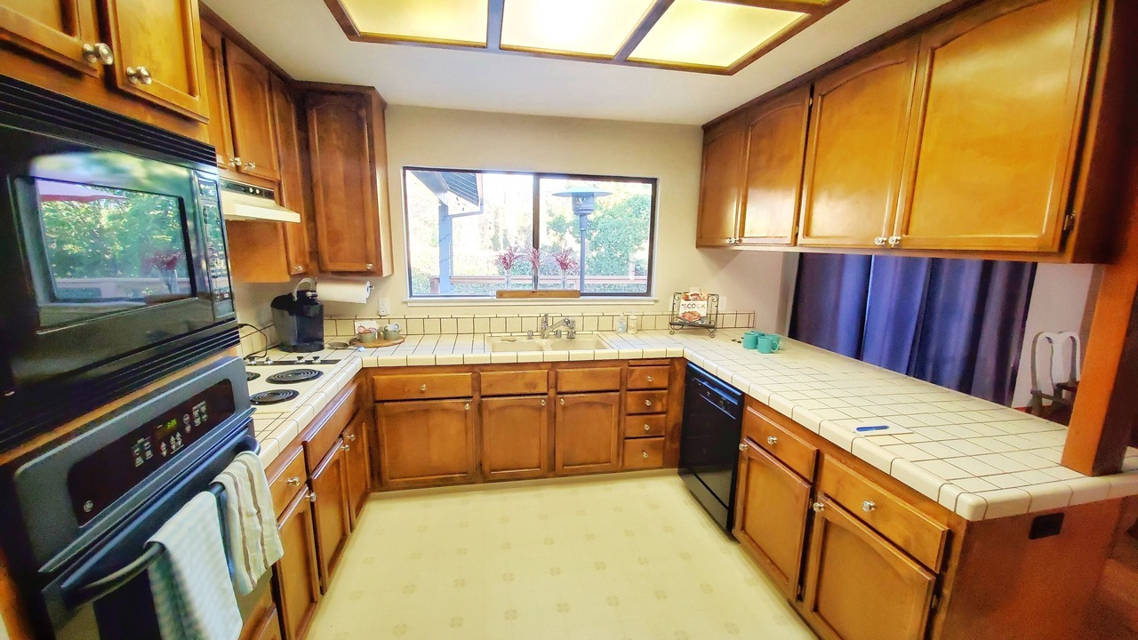 Photo of Kitchen in North Auburn