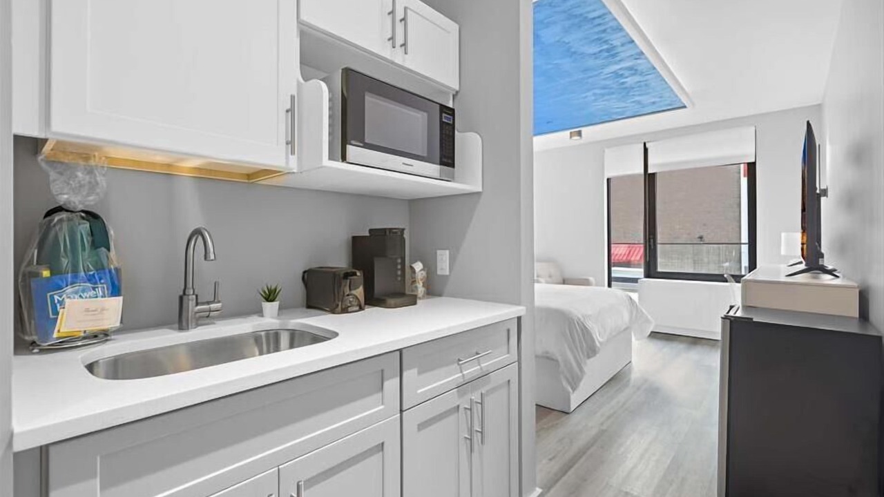 Photo of Others in Port Morris