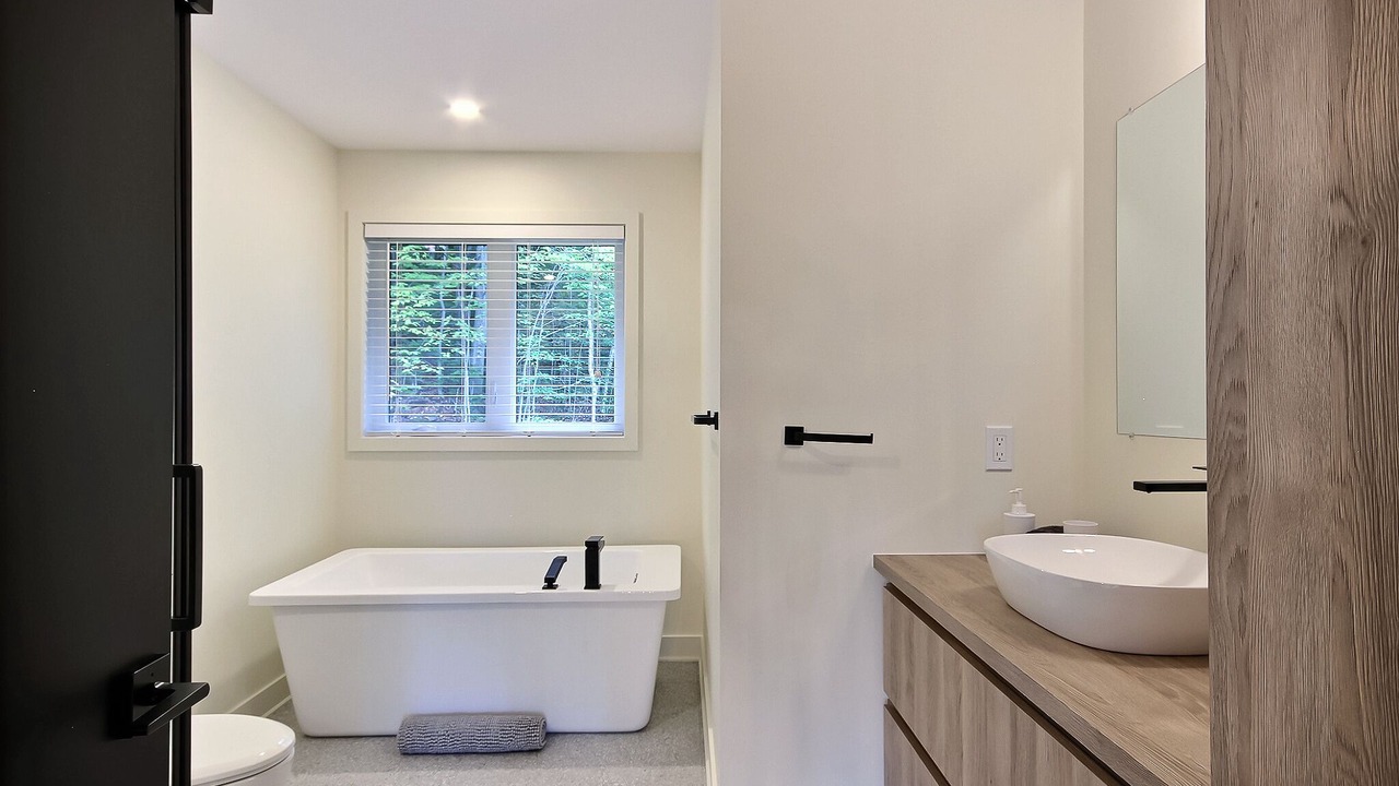 Photo of Bathroom in Morin Heights
