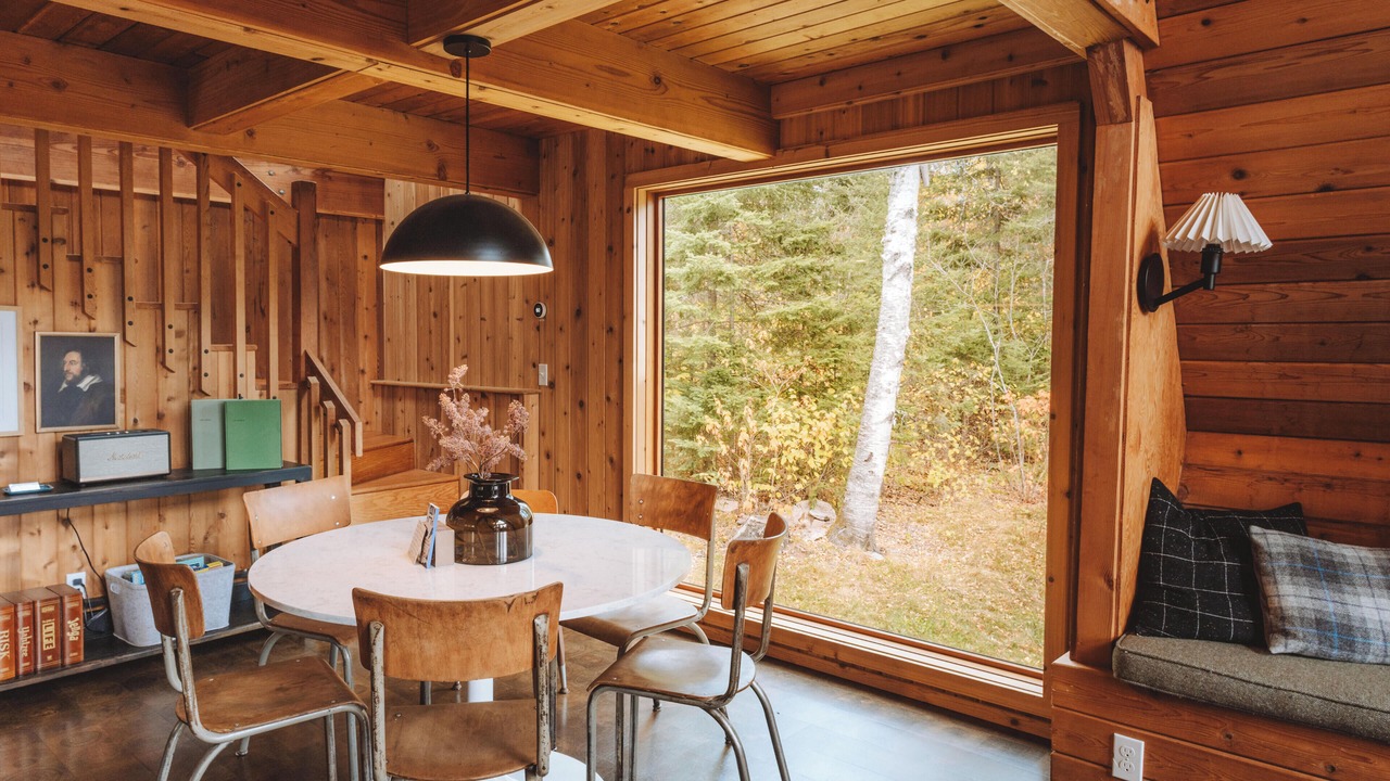 Photo of Bedroom in Grand Marais