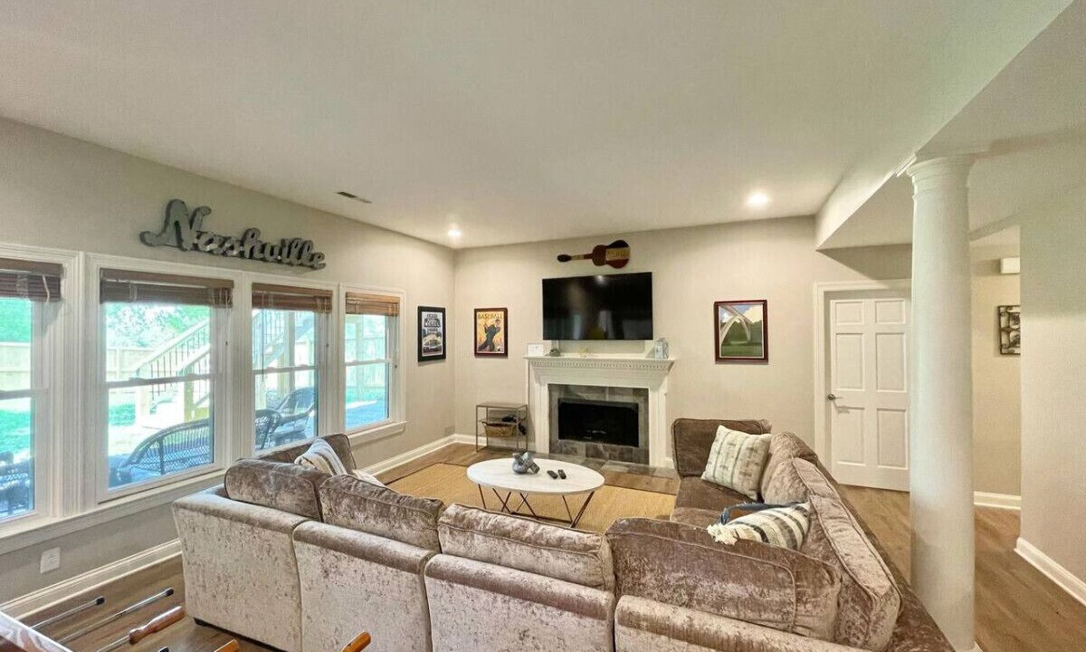 Photo of Bedroom in Hendersonville