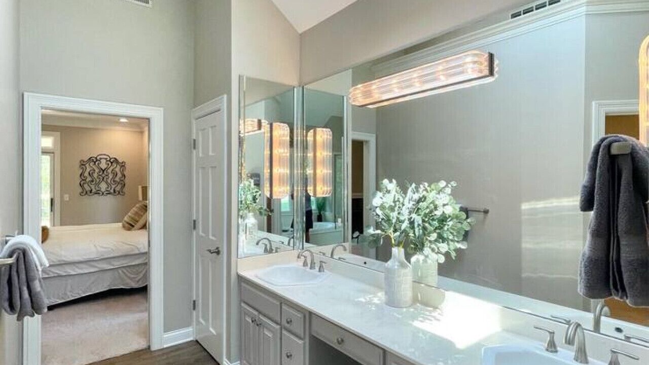 Photo of Bathroom in Hendersonville