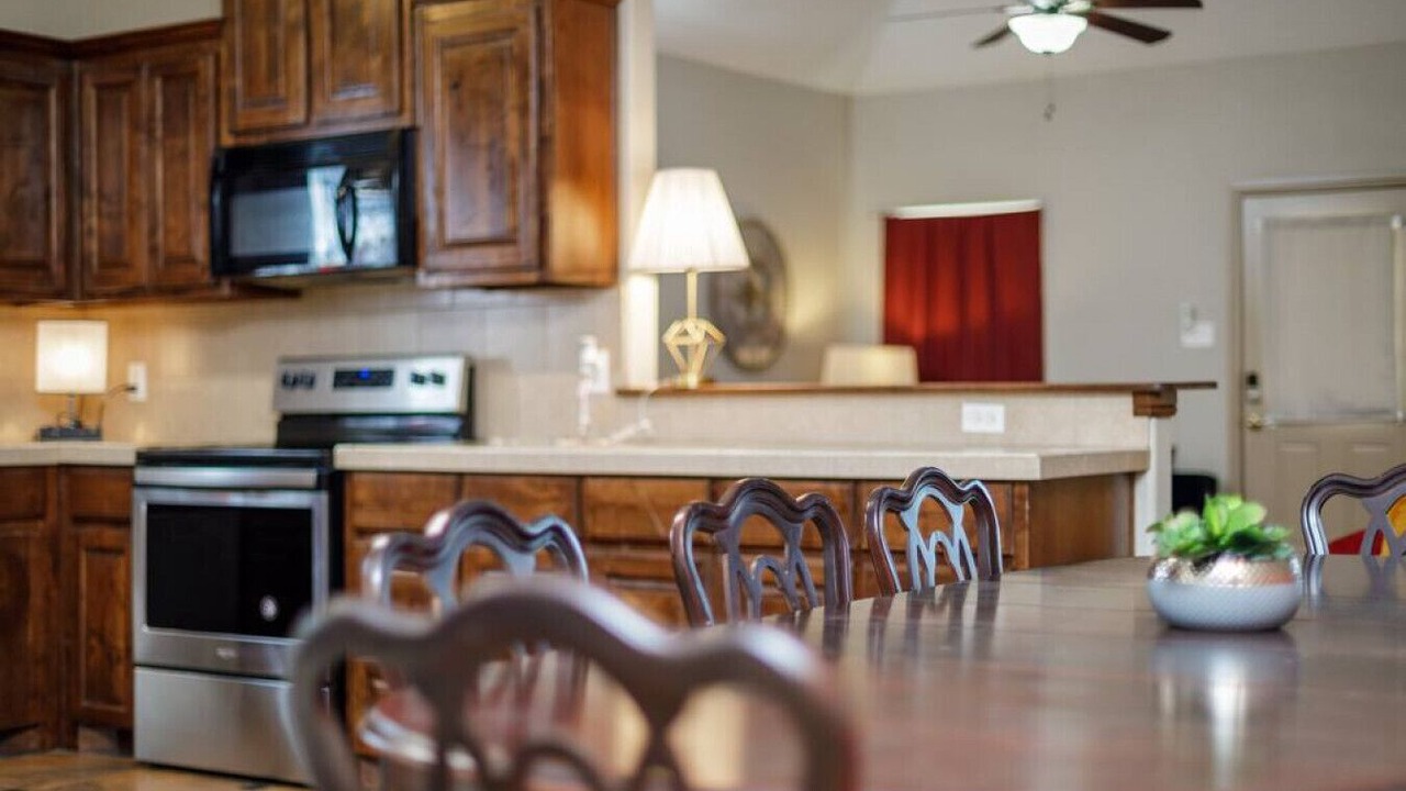 Photo of Kitchen in River Oaks