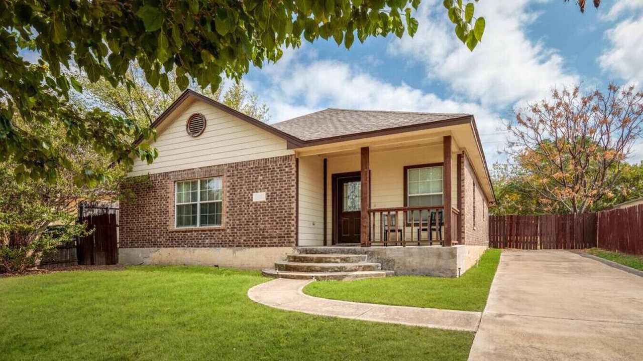 Photo of Outdoor in River Oaks