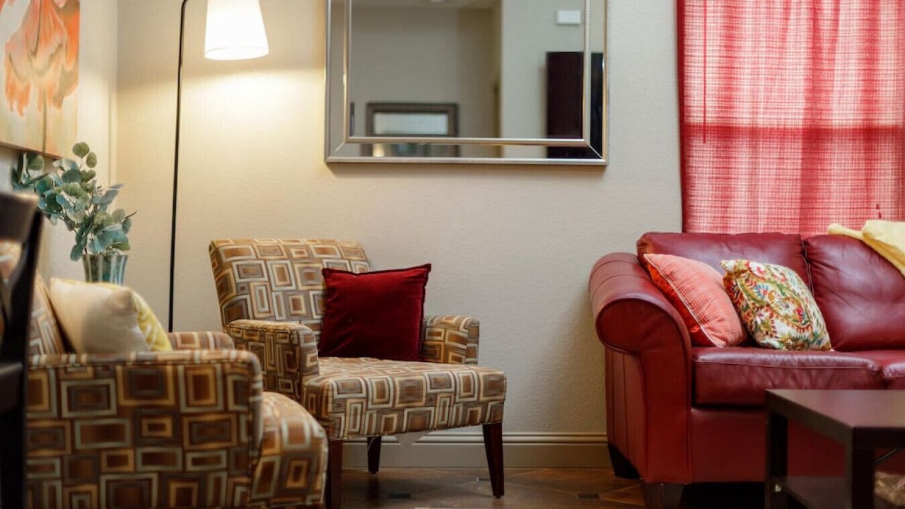 Photo of Livingroom in River Oaks