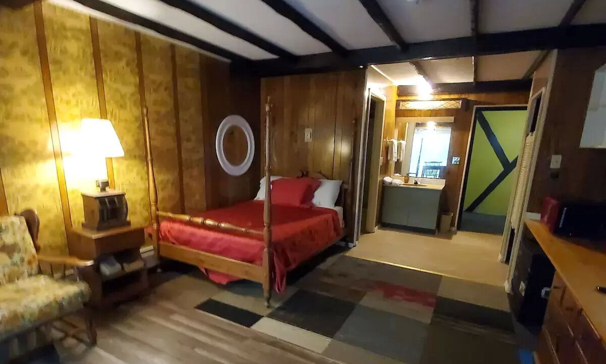 Photo of Bedroom in Gouldsboro