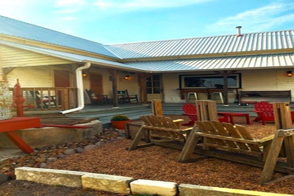 Photo of Outdoor in Fayetteville