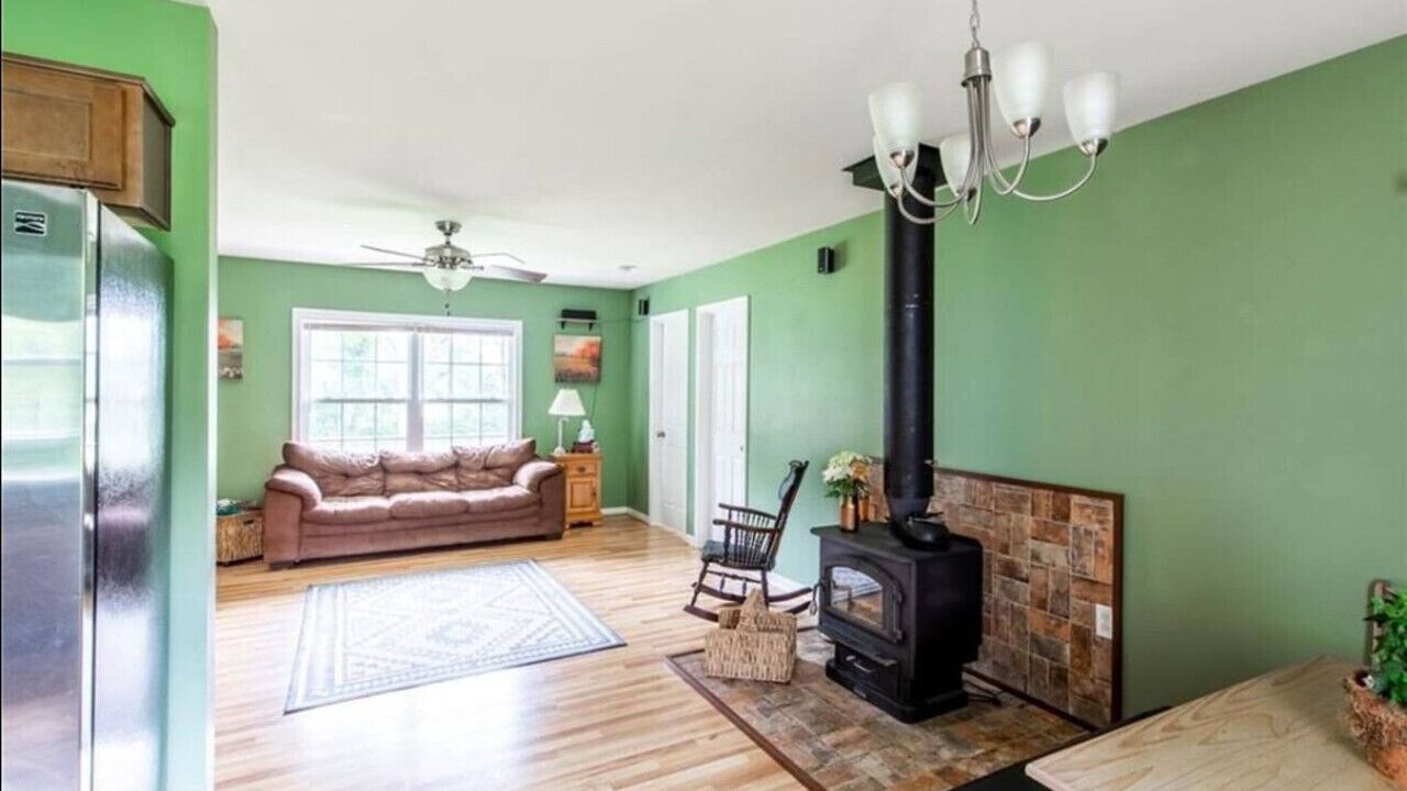 Photo of Livingroom in Bumpass