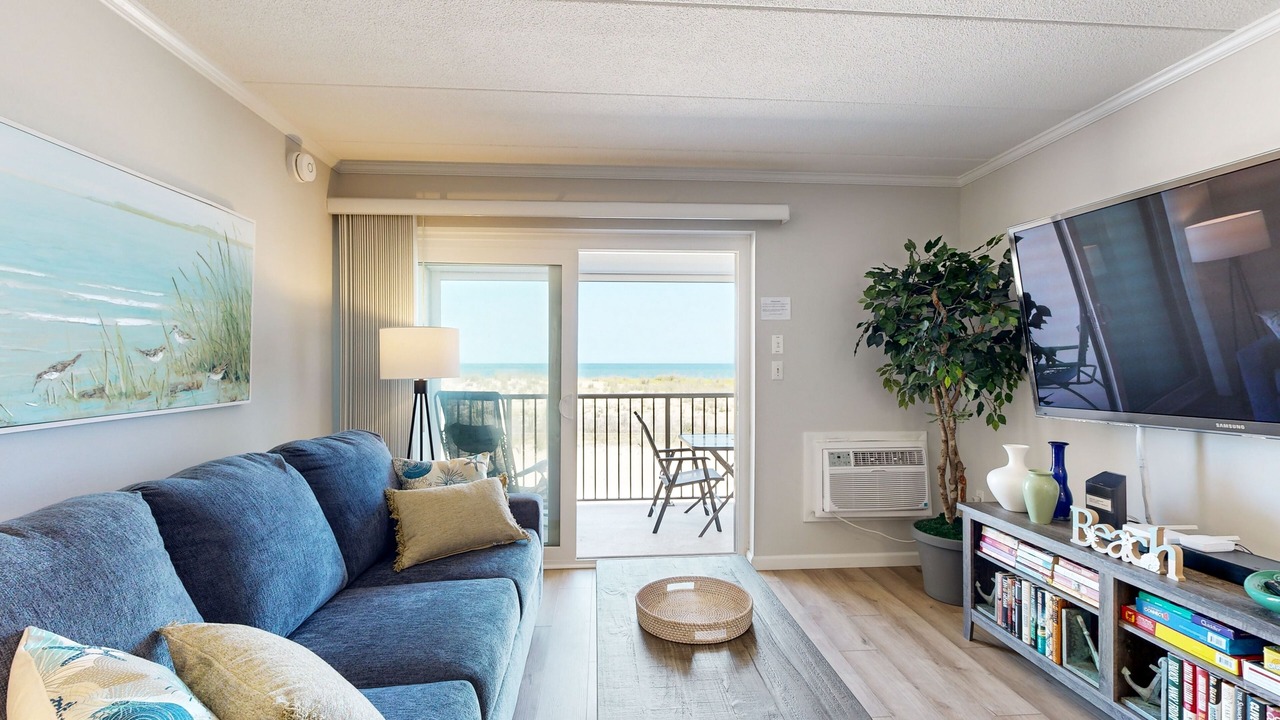 Photo of Livingroom in North Ocean City