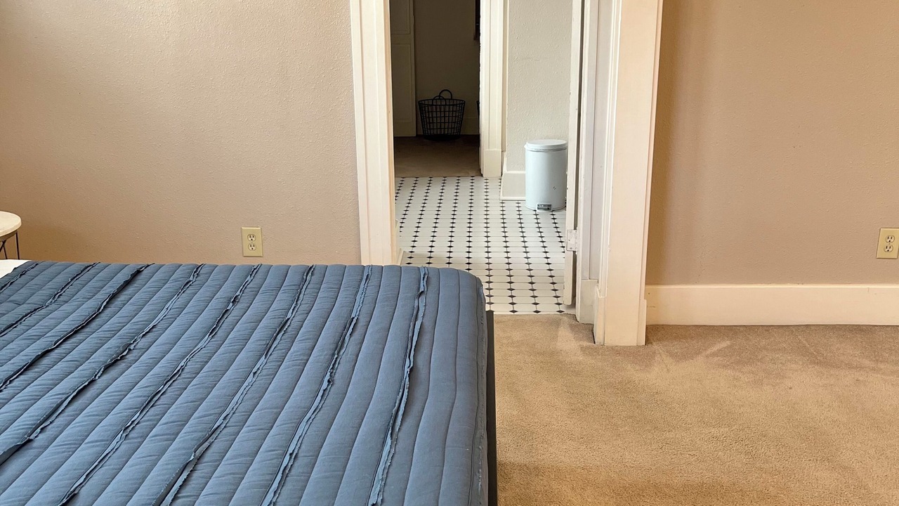 Photo of Bedroom in East of Broadway