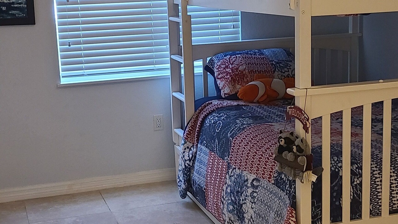 Photo of Bedroom in Cross Key Waterways