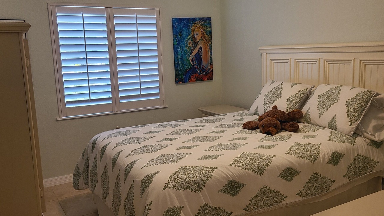 Photo of Bedroom in Cross Key Waterways