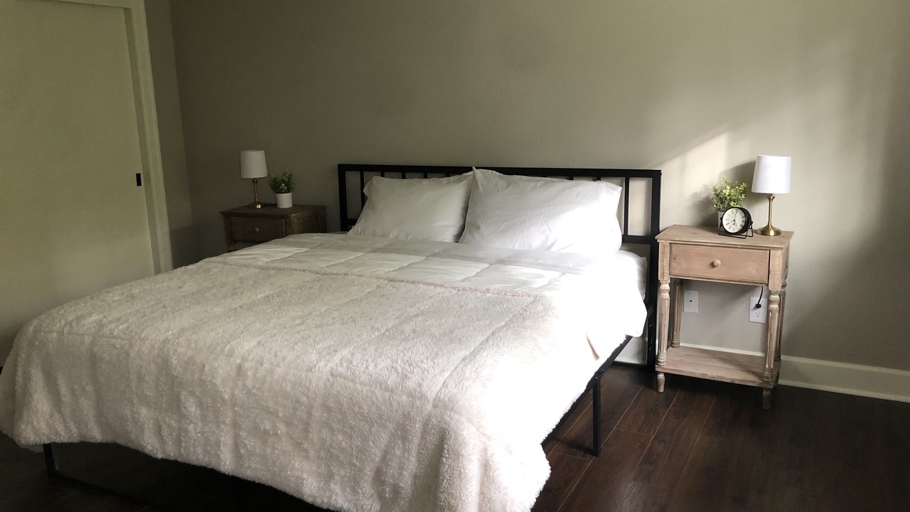 Photo of Others in Edgewood