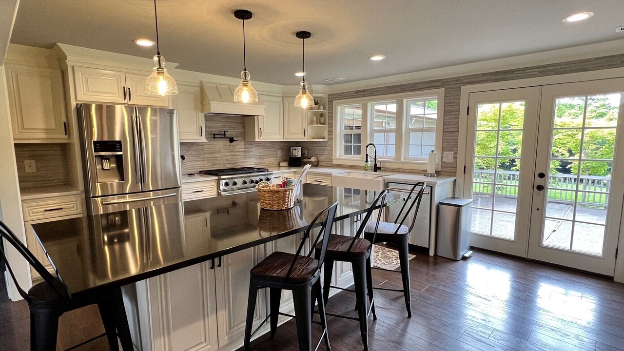 Photo of Others in Edgewood