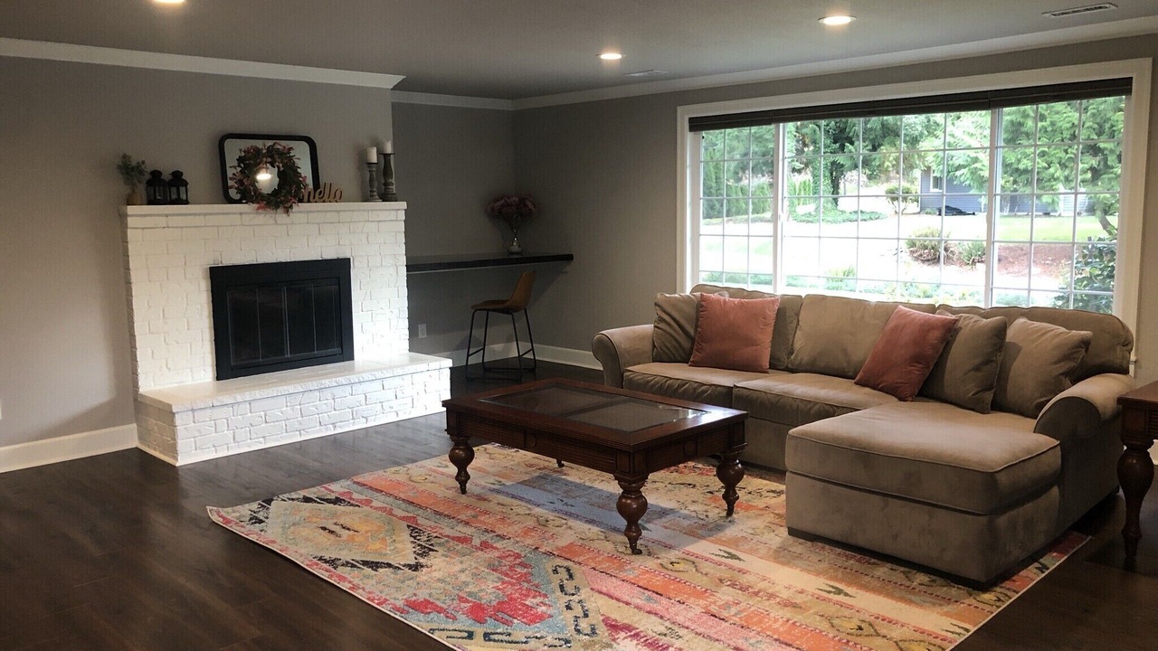 Photo of Livingroom in Edgewood