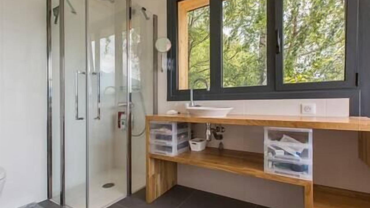 Photo of Bathroom in Talloires-Montmin