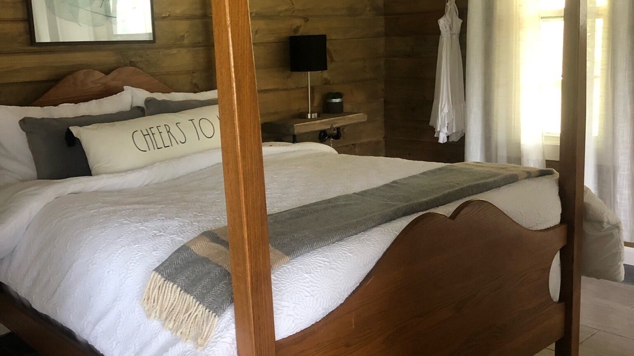 Photo of Bedroom in Weston