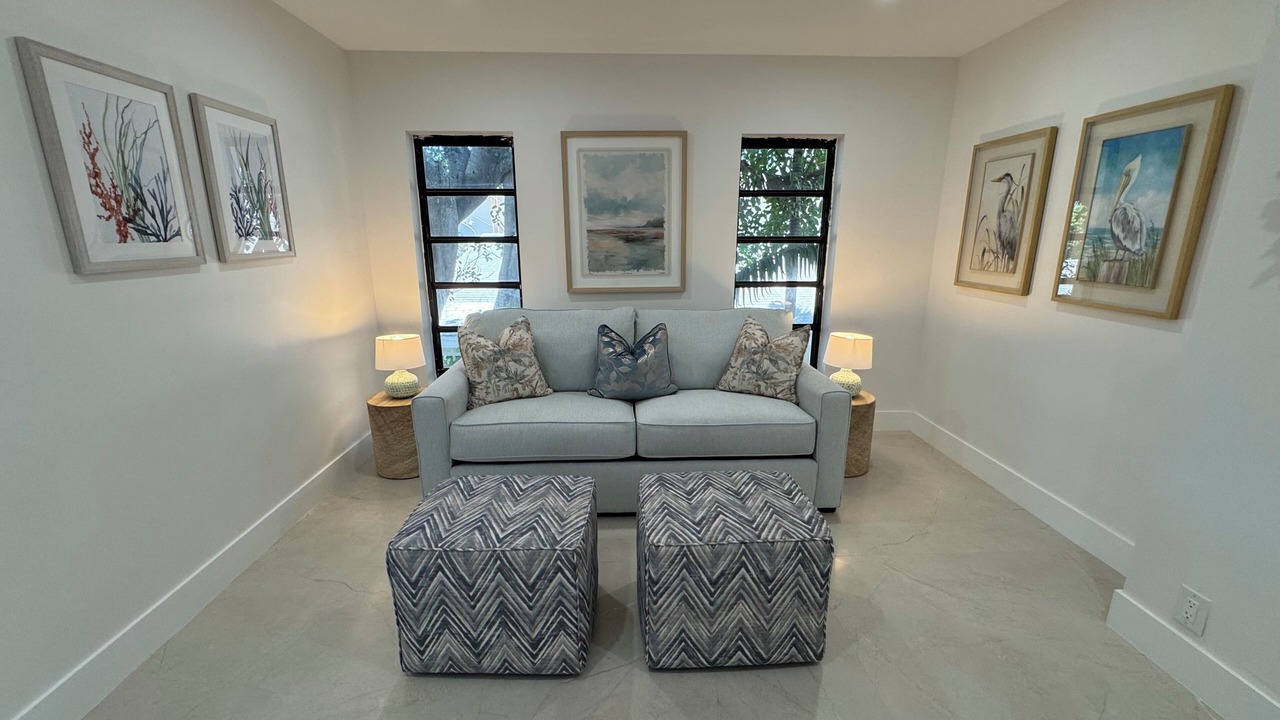 Photo of Livingroom in Hendricks and Venice Isles