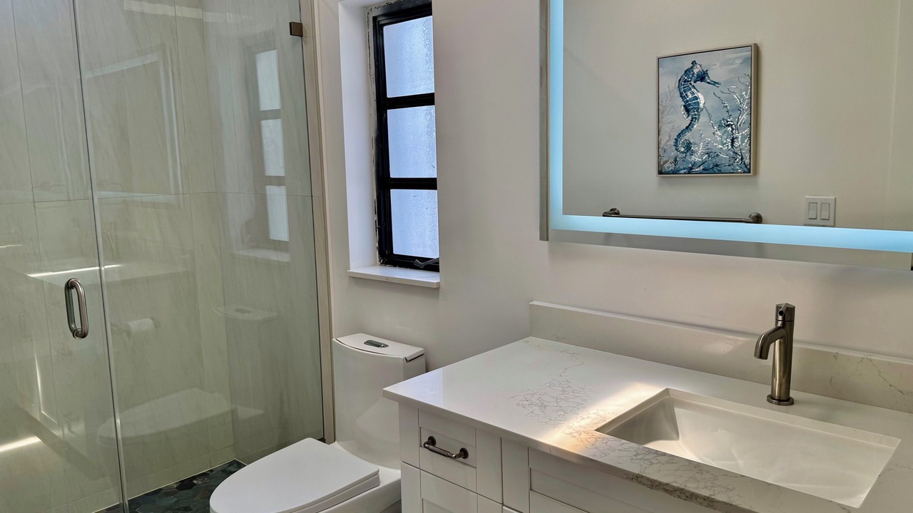 Photo of Bathroom in Hendricks and Venice Isles