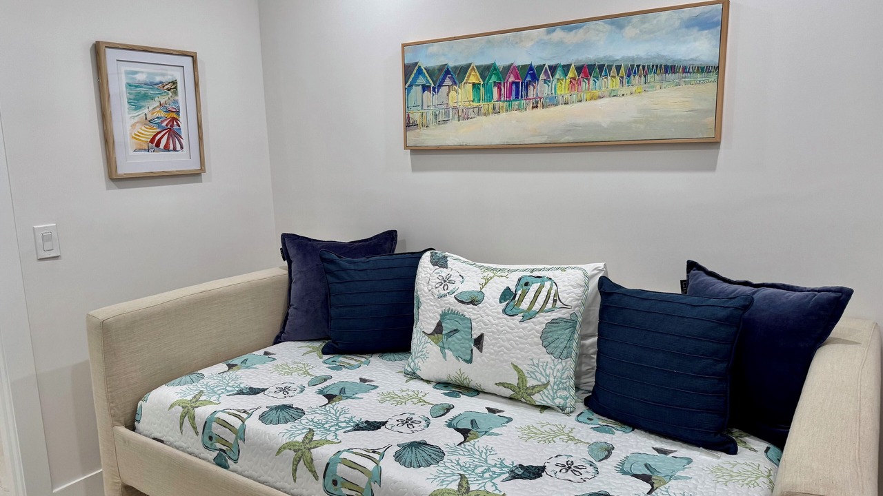 Photo of Bedroom in Hendricks and Venice Isles